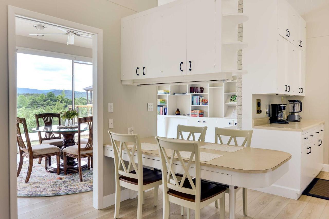 Stunning Copperhill Retreat With Mountain Views! Villa Luaran gambar
