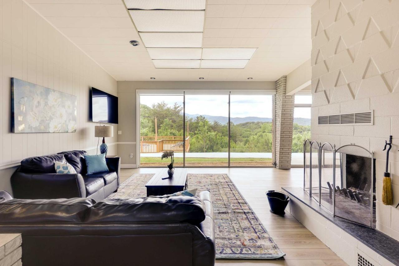 Stunning Copperhill Retreat With Mountain Views! Villa Luaran gambar