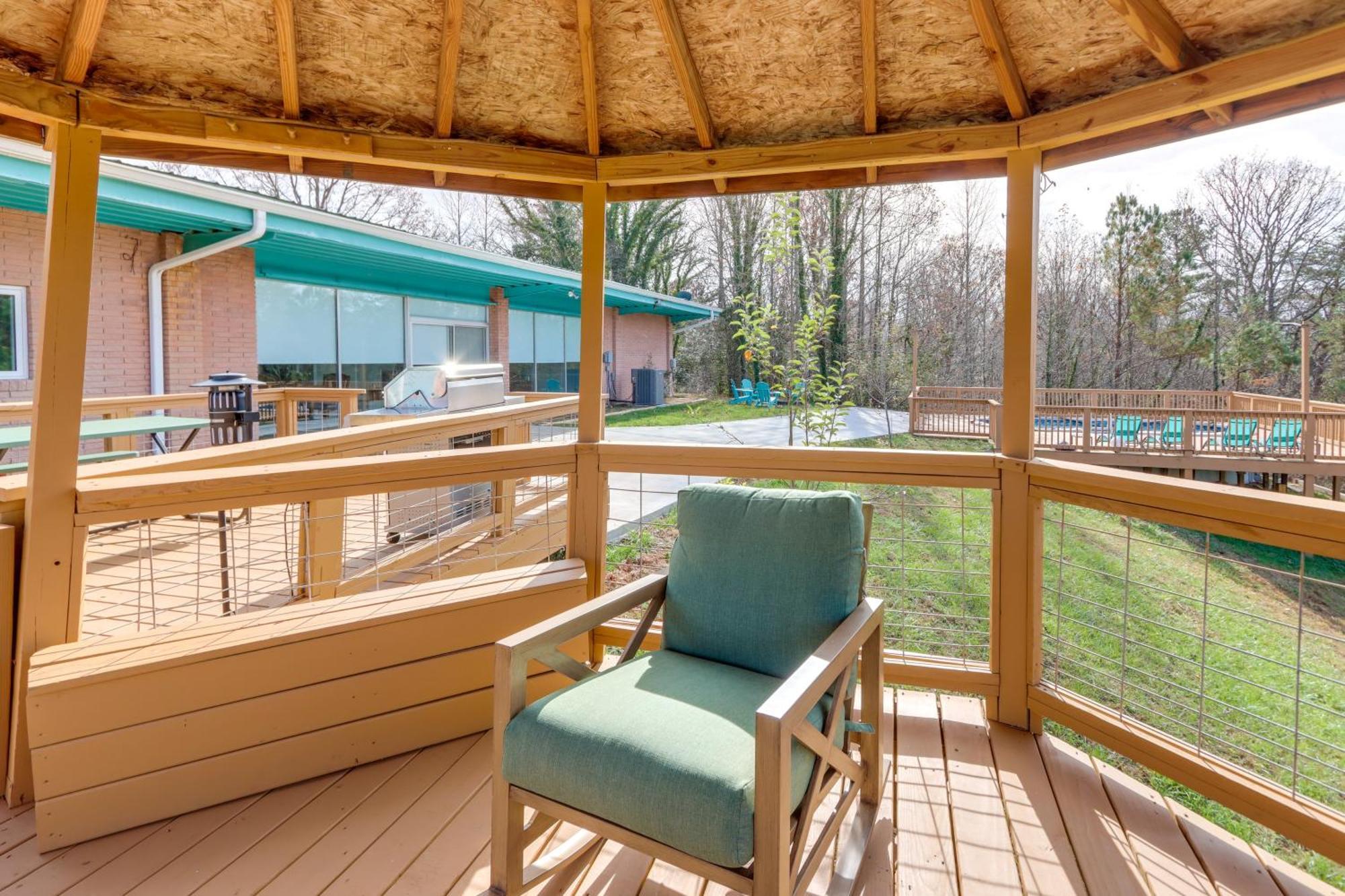 Stunning Copperhill Retreat With Mountain Views! Villa Luaran gambar